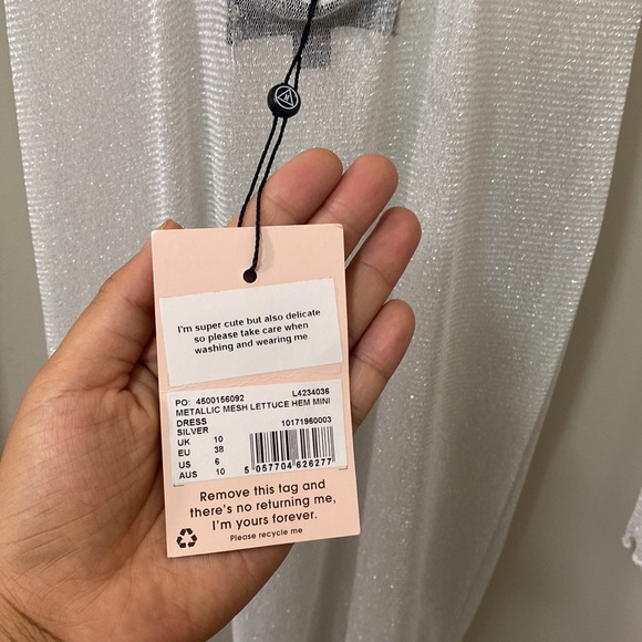 MISSGUIDED swimsuit cover up - Picture 3 of 4